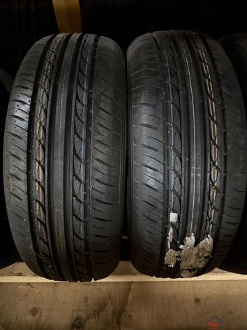 nieuw 205/60R15 Dunlop SP 205/60 R15 205/60/15 2056015 beschikbaar voor biedingen