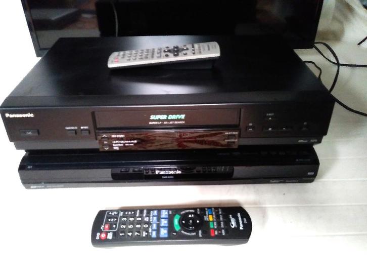 Copy DUO Panasonic vidéo VHS  + enregistreur DVD/HDD, HDMI, TV, Hi-fi & Vidéo, Lecteurs DVD, Comme neuf, Enregistreur DVD, Panasonic