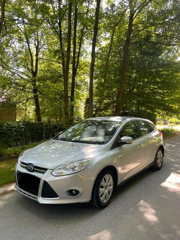 Ford focus 1.0 ecoboost essence beschikbaar voor biedingen