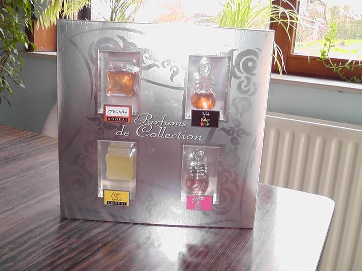 Parfum – Miniatures KooKaï / Nafnaf.-  (A_007)., Verzamelen, Parfumverzamelingen, Nieuw, Miniatuur, Gevuld, Ophalen