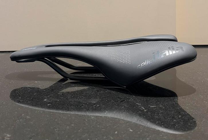 Selle Italia, Vélos & Vélomoteurs, Vélos Pièces, Comme neuf, Enlèvement ou Envoi