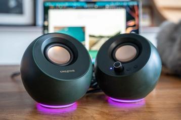 Creative Pebble Pro 2.0 draadloze RGB  beschikbaar voor biedingen