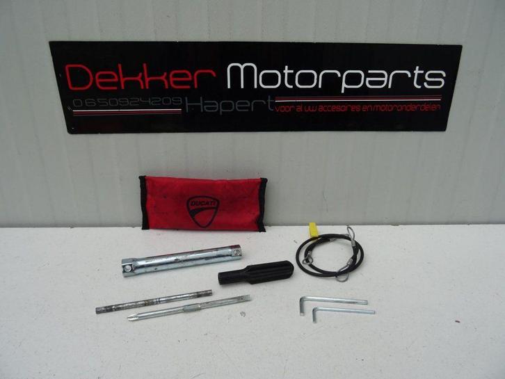 Gereedschap set / Tool kit / Gereedschapset Ducati 749 999, Motoren, Onderdelen | Ducati, Gebruikt, Ophalen of Verzenden