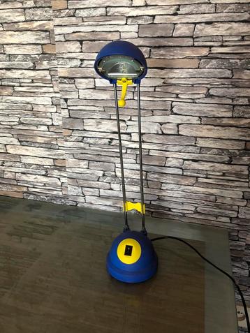 Vintage bureaulamp beschikbaar voor biedingen