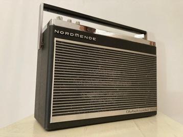 Vintage Nordmende Globetraveler Pro transistor uit 1969  beschikbaar voor biedingen