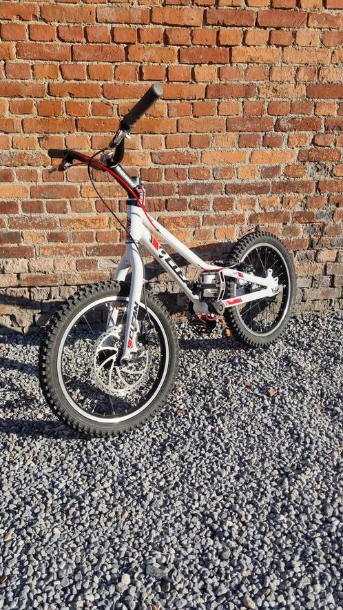 Trial bike 18”clean, Fietsen en Brommers, Fietsen | Crossfietsen en BMX, Gebruikt, 16 tot 20 inch, Aluminium, V-brakes, Ophalen