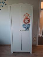 Kinder kast., Enlèvement