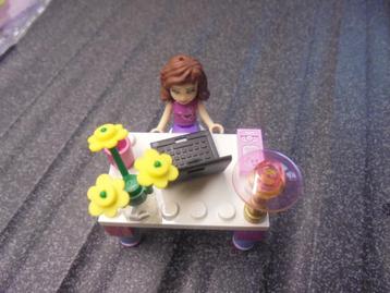 LEGO Friends Olivia's Kantoor - 30102 beschikbaar voor biedingen