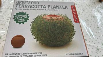Kikkerland Terracotta planter  beschikbaar voor biedingen