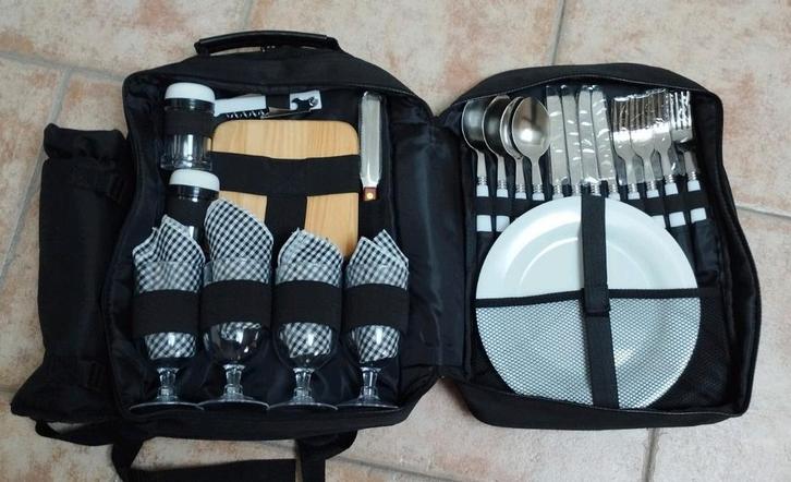 Sac à dos pique-nique 4 personnes, Caravanes & Camping, Caravanes & Camping Autre, Comme neuf, Enlèvement