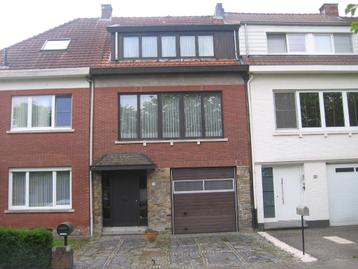 te renoveren bel etage woning timmerdonckstraat Edegem beschikbaar voor biedingen