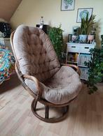 Vintage rotan papasan stoel met draaivoet – boho stijl, Huis en Inrichting, Ophalen, Gebruikt, Hout