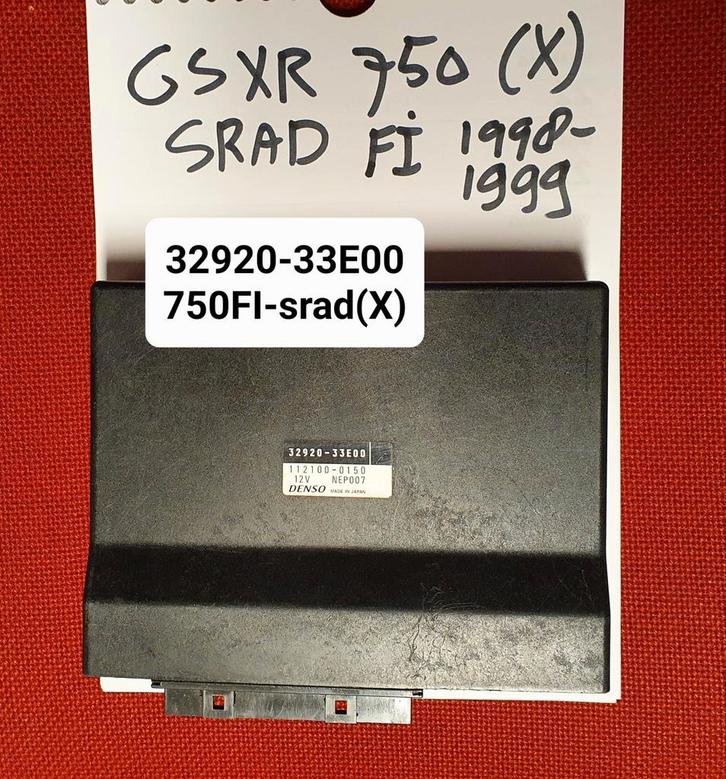 GSXR750srad FI R600 PartsNieuw Suzuki org.tank 4410034E00L99, Motoren, Onderdelen | Suzuki, Gereviseerd, Ophalen of Verzenden