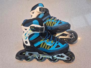 Oxelo skates maat 35-38, inclusief Oxelo tas en bescherming beschikbaar voor biedingen