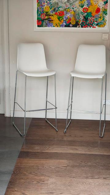 Barkrukken, 2 stuks beschikbaar voor biedingen