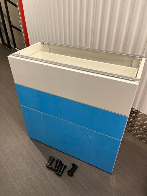 Ikea ladekast met wit glanzende fronten, Huis en Inrichting, Kasten | Overige, Zo goed als nieuw, Ophalen