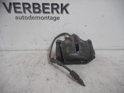 REMKLAUW RECHTS VOOR Ford Mondeo III (a0204y01129), Auto-onderdelen, Remmen en Aandrijving, Ford, Gebruikt