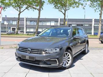 Volkswagen Passat Variant GTE 1.4 TSI PHEV 218PK Automaat 20, Auto's, Automaat, Gebruikt, Bedrijf, Break