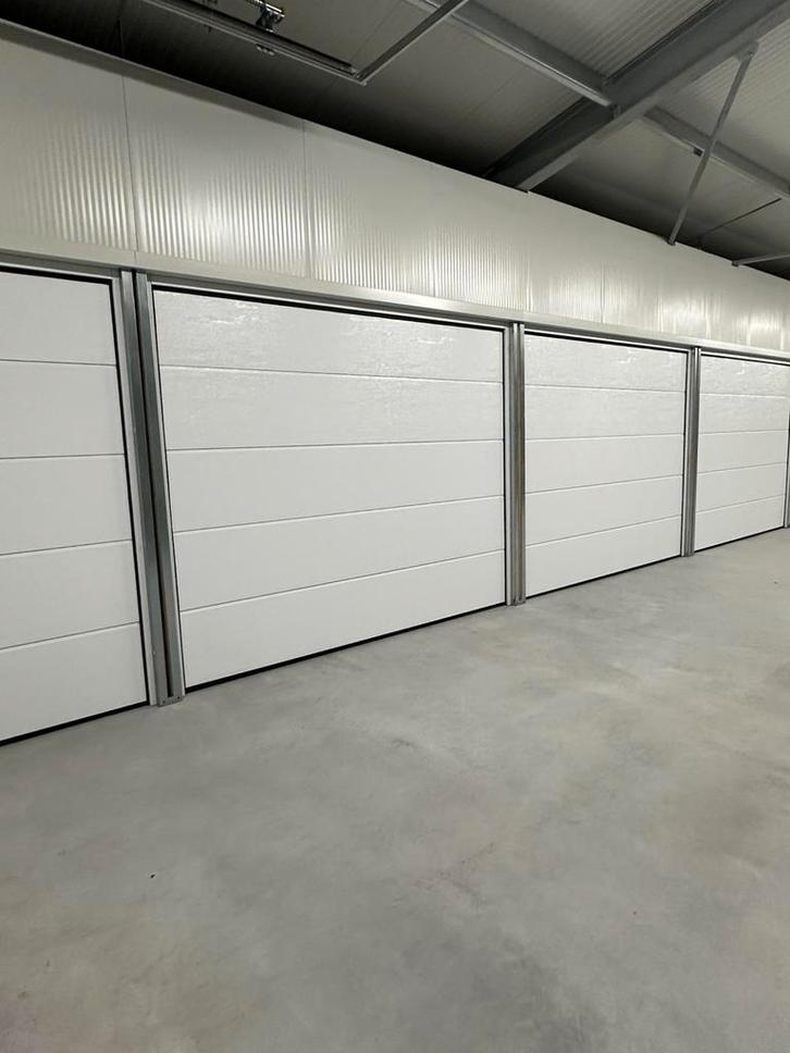 Garageboxen te huur voor opslag of oldtimer, Immo, Garages en Parkeerplaatsen, Provincie Vlaams-Brabant
