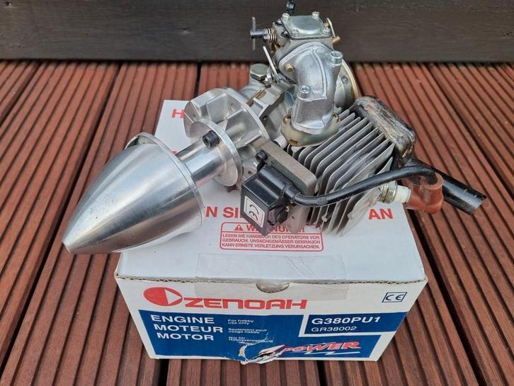 Zenoah 38cc rc vliegtuig motor., Hobby en Vrije tijd, Modelbouw | Radiografisch | Vliegtuigen, Ophalen