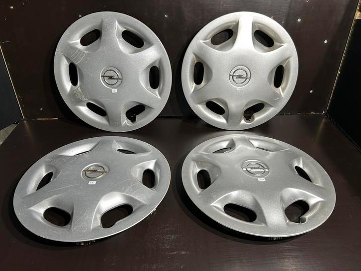 4 wieldoppen Opel Vectra Astra Combo Zafira Corsa 15", Auto diversen, Wieldoppen, Gebruikt, Ophalen of Verzenden