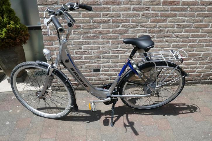 Damesfiets Batavus ( elektrisch), Fietsen en Brommers, Fietsen | Dames | Damesfietsen, Gebruikt, Batavus, Versnellingen, 53 tot 56 cm