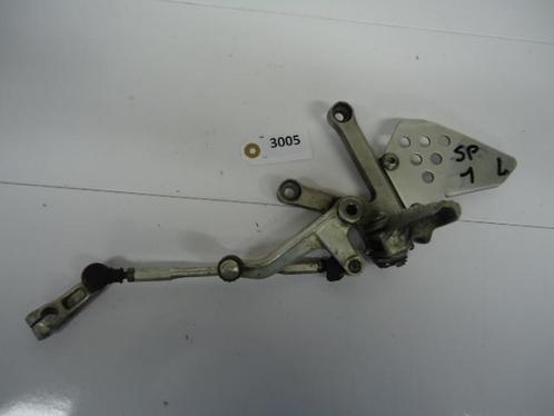 SP1 2000 - 2001 Honda Voetsteunen en schetsplaten D1-24843, Motoren, Onderdelen | Honda