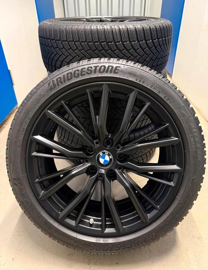 BMW velgen Mperformance 18inch originele Bridgestone winter, Auto-onderdelen, Banden en Velgen, Banden en Velgen, Winterbanden
