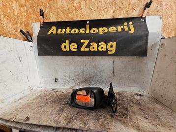 Buitenspiegel links van een Suzuki Swift beschikbaar voor biedingen