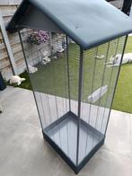 Kooi, Dieren en Toebehoren