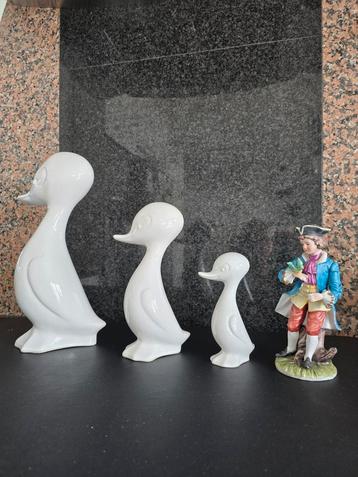 Beeldjes beschikbaar voor biedingen