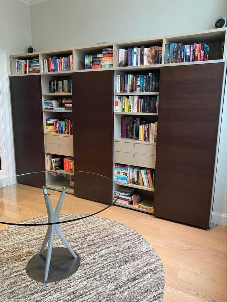 Poliform design wandmeubel, Huis en Inrichting, Kasten | Wandmeubels, Gebruikt, 200 cm of meer, 300 cm of meer, 25 tot 50 cm, Met lade(s)