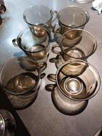 Tasses BP, Collections