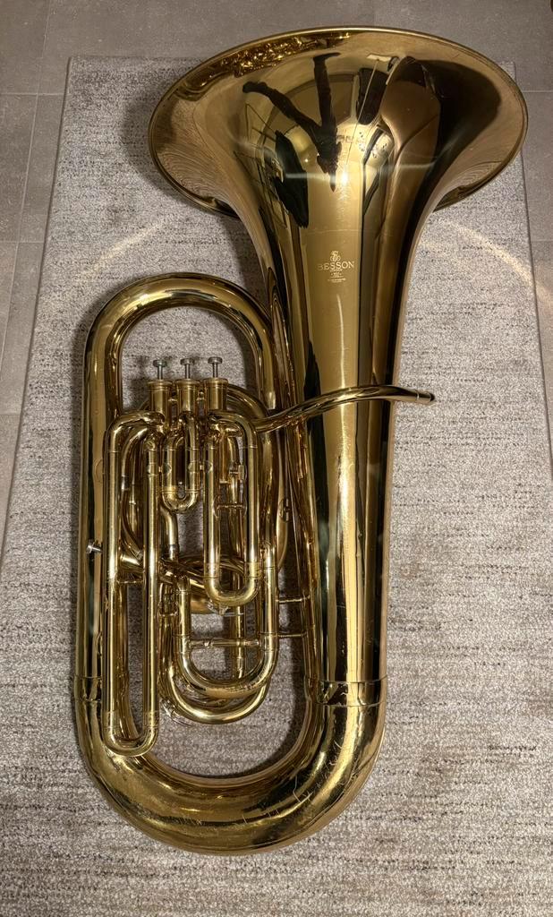 Besson Eb Bastuba Full Size 4 ventielen Engelse kwaliteit, Muziek en Instrumenten, Blaasinstrumenten | Tuba's, Gebruikt, Es-tuba