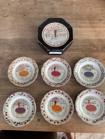 Gien - Les tartes doos met 6 borden beschikbaar voor biedingen