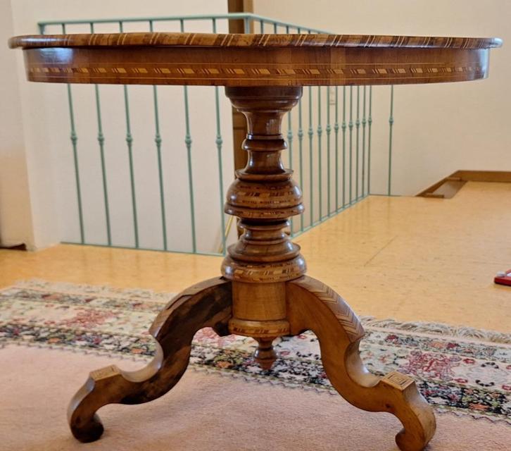 Guéridon Louis-Philippe  en marqueterie - table ronde, Antiek en Kunst, Antiek | Meubels | Stoelen en Sofa's, Ophalen