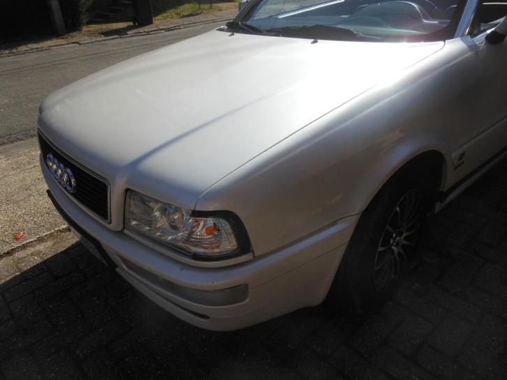 Audi 80 cabriolet, Auto's, Audi, Particulier, Cabrio, Benzine, Cabriolet, 2 deurs, Handgeschakeld, Wit, Zwart, Leder, Voorwielaandrijving