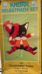 Puss in boots (mobiel), Ophalen of Verzenden, Zo goed als nieuw, Knutselwerk
