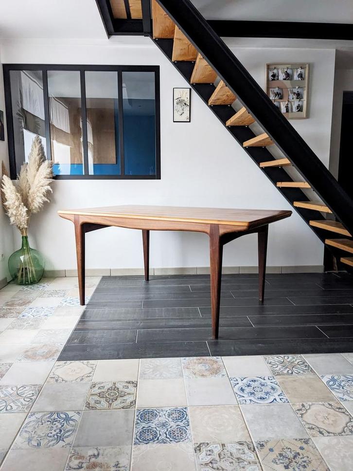 Scandinavische eettafel, Huis en Inrichting, Tafels | Eettafels, Gebruikt, 150 tot 200 cm, 50 tot 100 cm, Vijf personen of meer