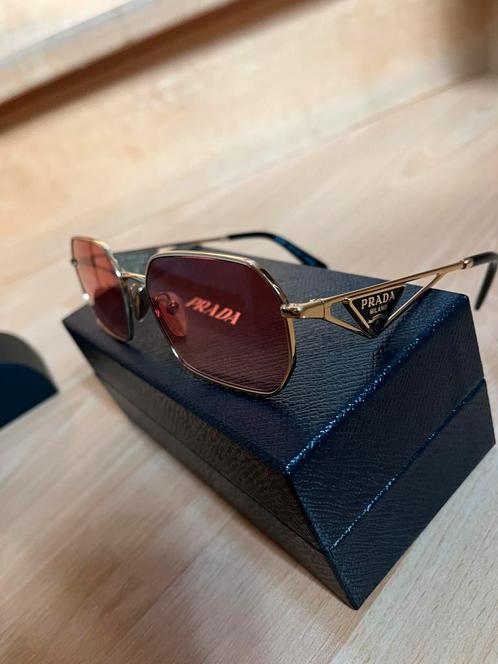 Lunettes Prada, Handtassen en Accessoires, Zonnebrillen en Brillen | Heren, Zo goed als nieuw, Zonnebril, Ophalen of Verzenden