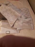 Gucci sjaal, Kleding | Dames, Mutsen, Sjaals en Handschoenen, Gucci, Ophalen, Zo goed als nieuw, Sjaal