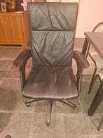 Gratis bureaustoelen, Ophalen