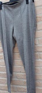 Broek maat 46 c&a elastiek in achterzijde, Kleding | Dames, Broeken en Pantalons, Overige kleuren, Maat 46/48 (XL) of groter, Clockhouse C&A