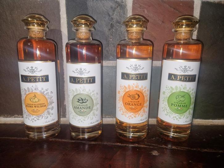 Set van 4 André Petit-likeuren, Verzamelen, Wijnen, Ophalen of Verzenden