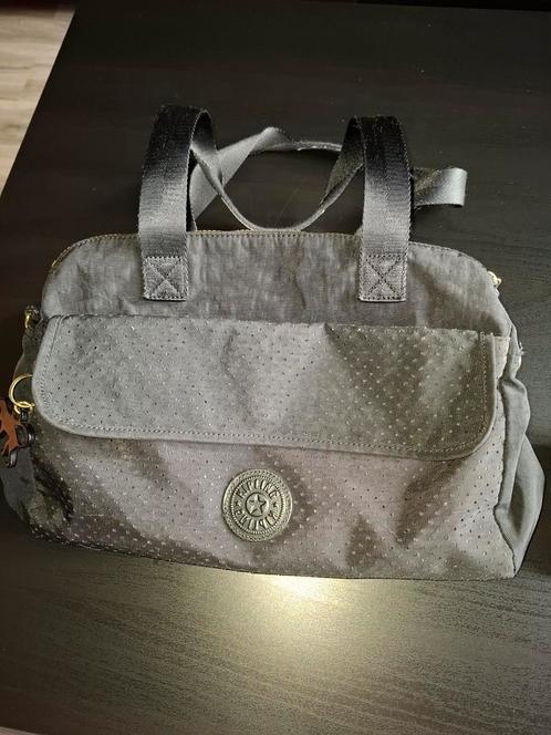 Zwarte Kipling handtas, Handtassen en Accessoires, Tassen | Damestassen, Zo goed als nieuw, Handtas, Ophalen of Verzenden