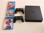 PS4 met 2 controllers en 3 games, Games en Spelcomputers, Ophalen, Zo goed als nieuw, Met 2 controllers