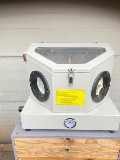 zandstraalcabine, zandstraalkast, Doe-het-zelf en Bouw, Gereedschap | Overige machines, Zo goed als nieuw, Ophalen