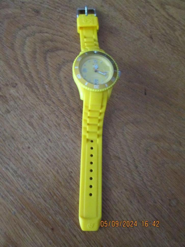 Montres Lip et Ice Watch., Handtassen en Accessoires, Horloges | Heren, Nieuw, Overige materialen, Overige materialen, Ophalen