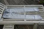 Jeans maat 36 2 stuks 1 vervaagd grijs en 1 biker bordeaux, Verzenden, 3 suisses, W28 - W29 (confectie 36), Grijs