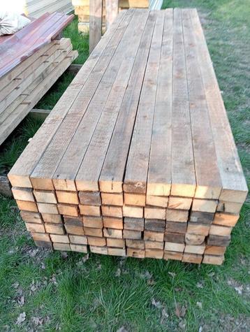 167 houten balkjes 9cm op 6,5cm 295cm en 260cm lang beschikbaar voor biedingen